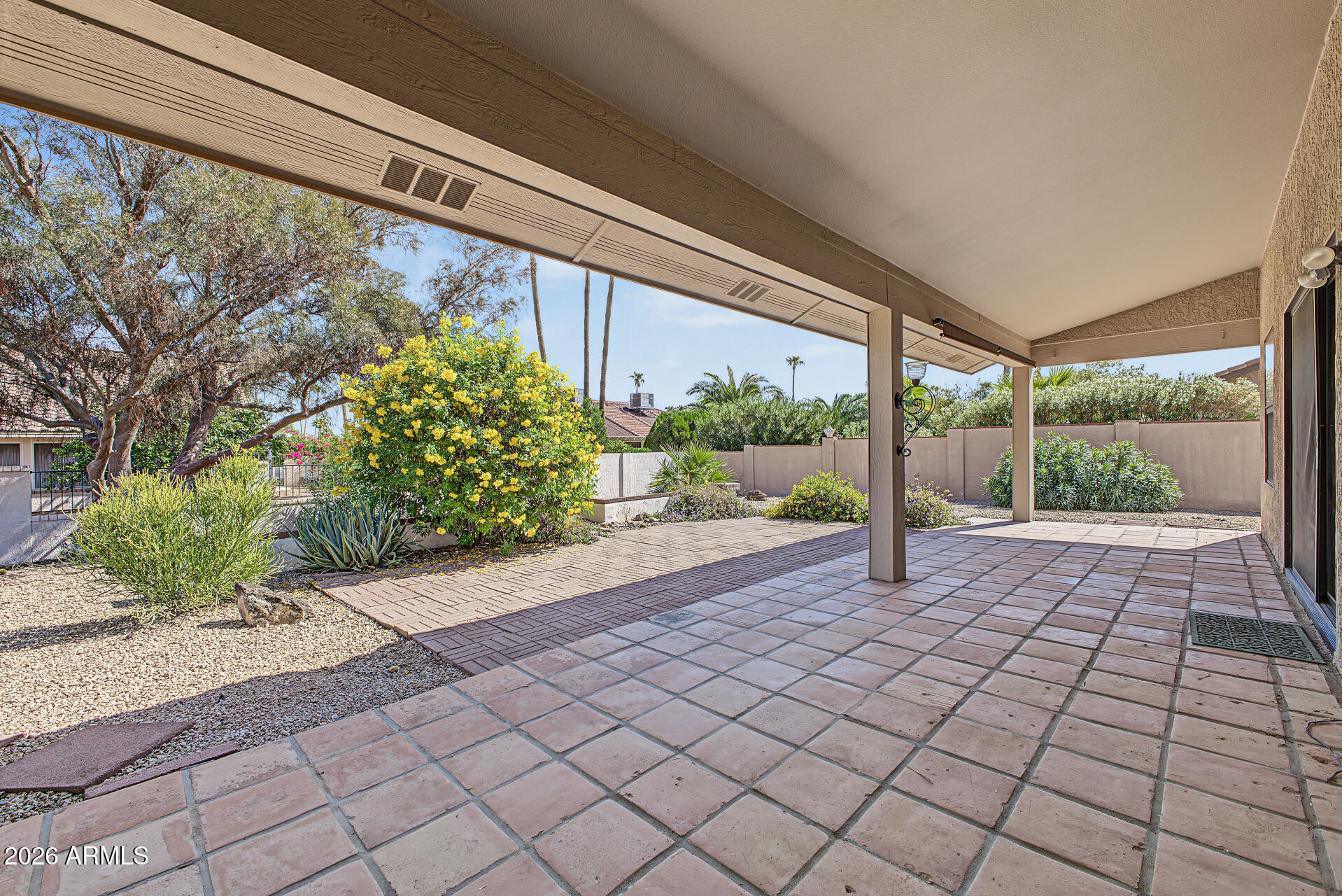 21019 N DESERT SANDS Drive