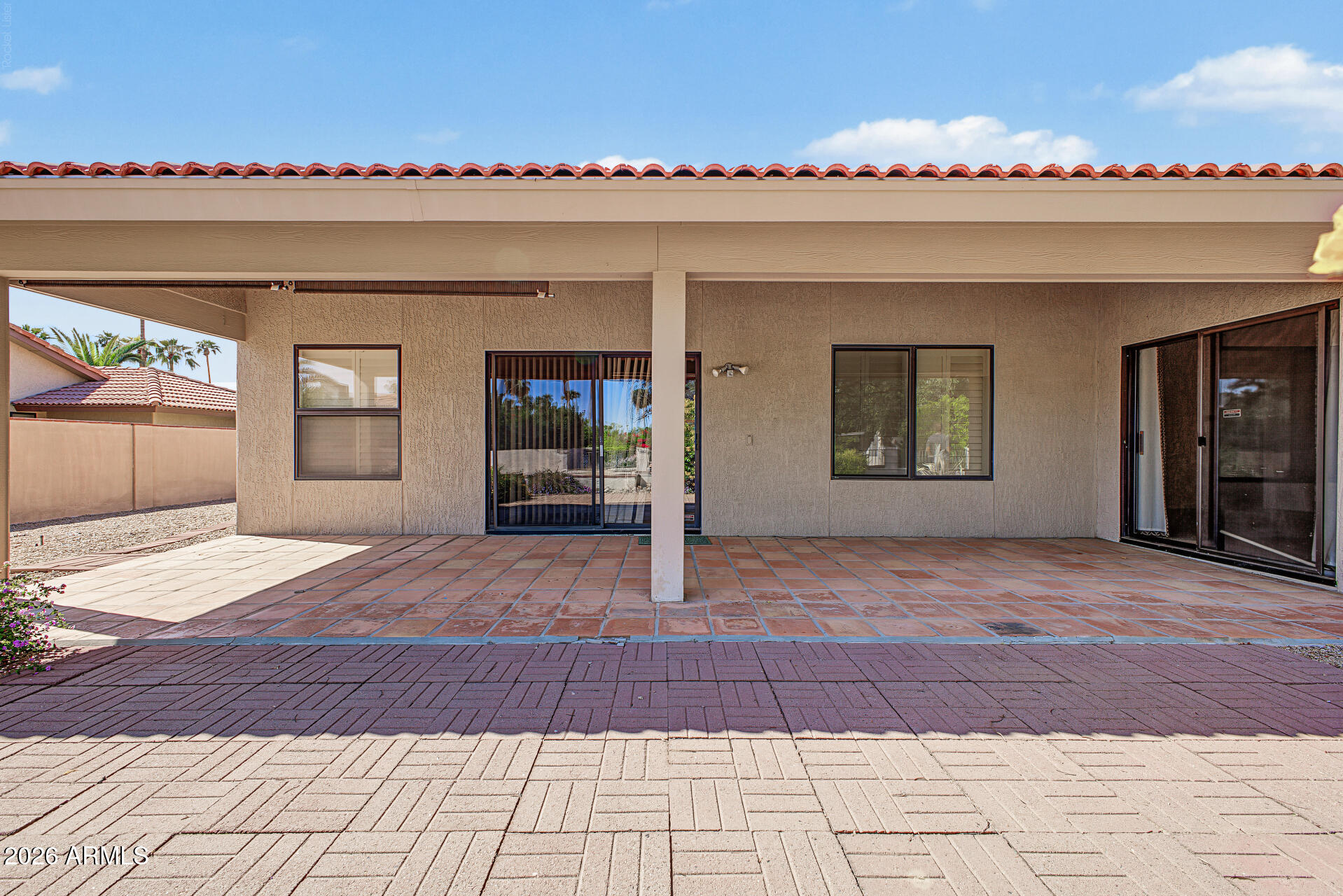 21019 N DESERT SANDS Drive