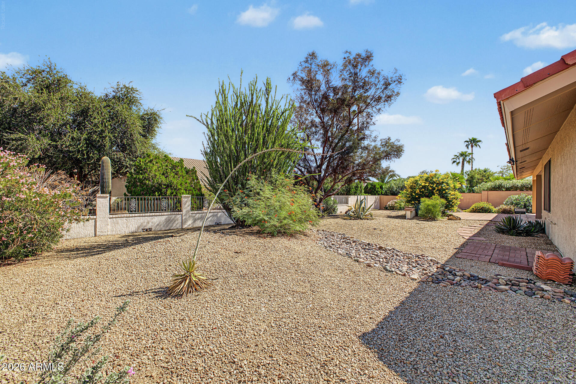 21019 N DESERT SANDS Drive
