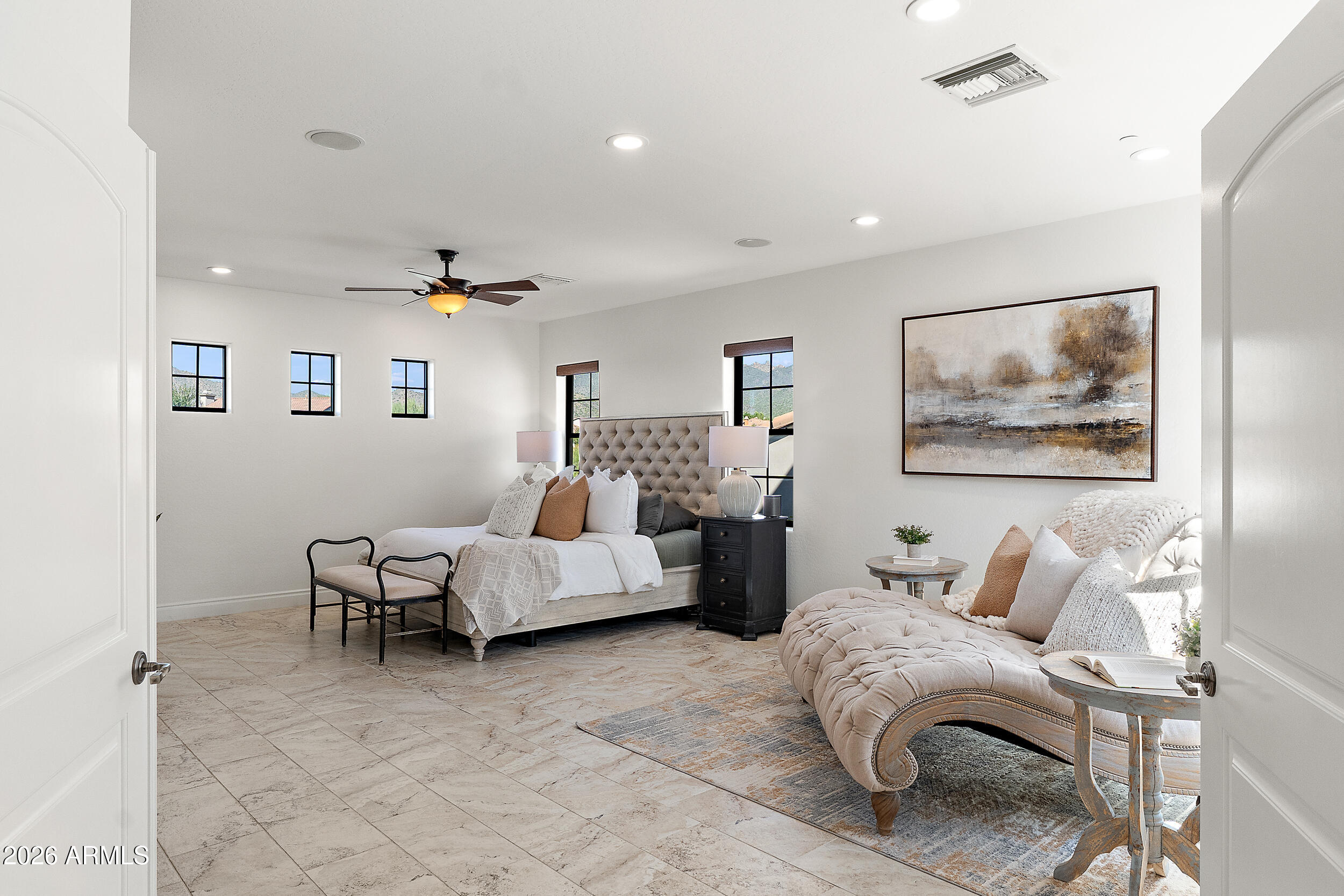 10042 E SOUTH BEND Drive