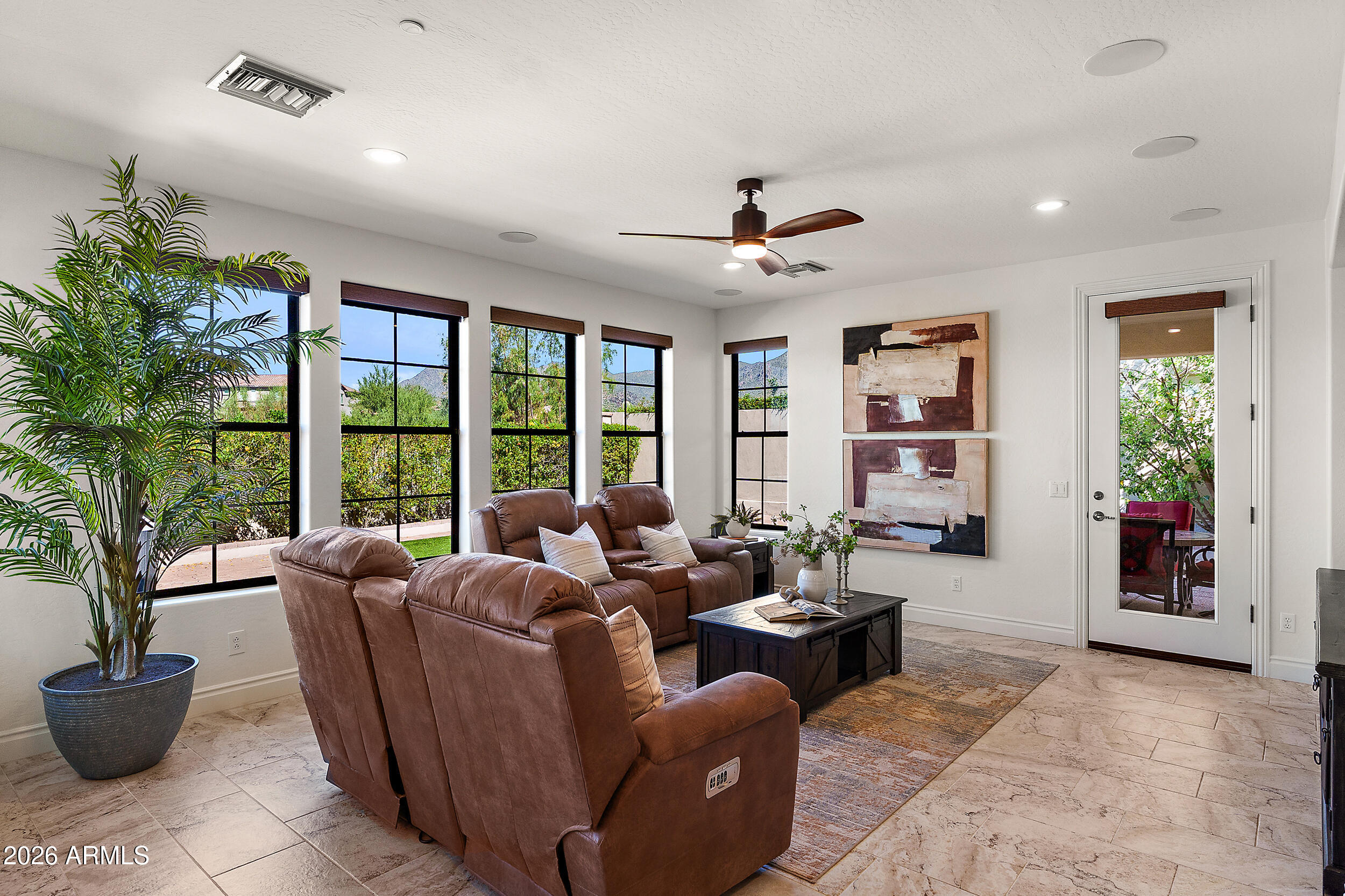 10042 E SOUTH BEND Drive