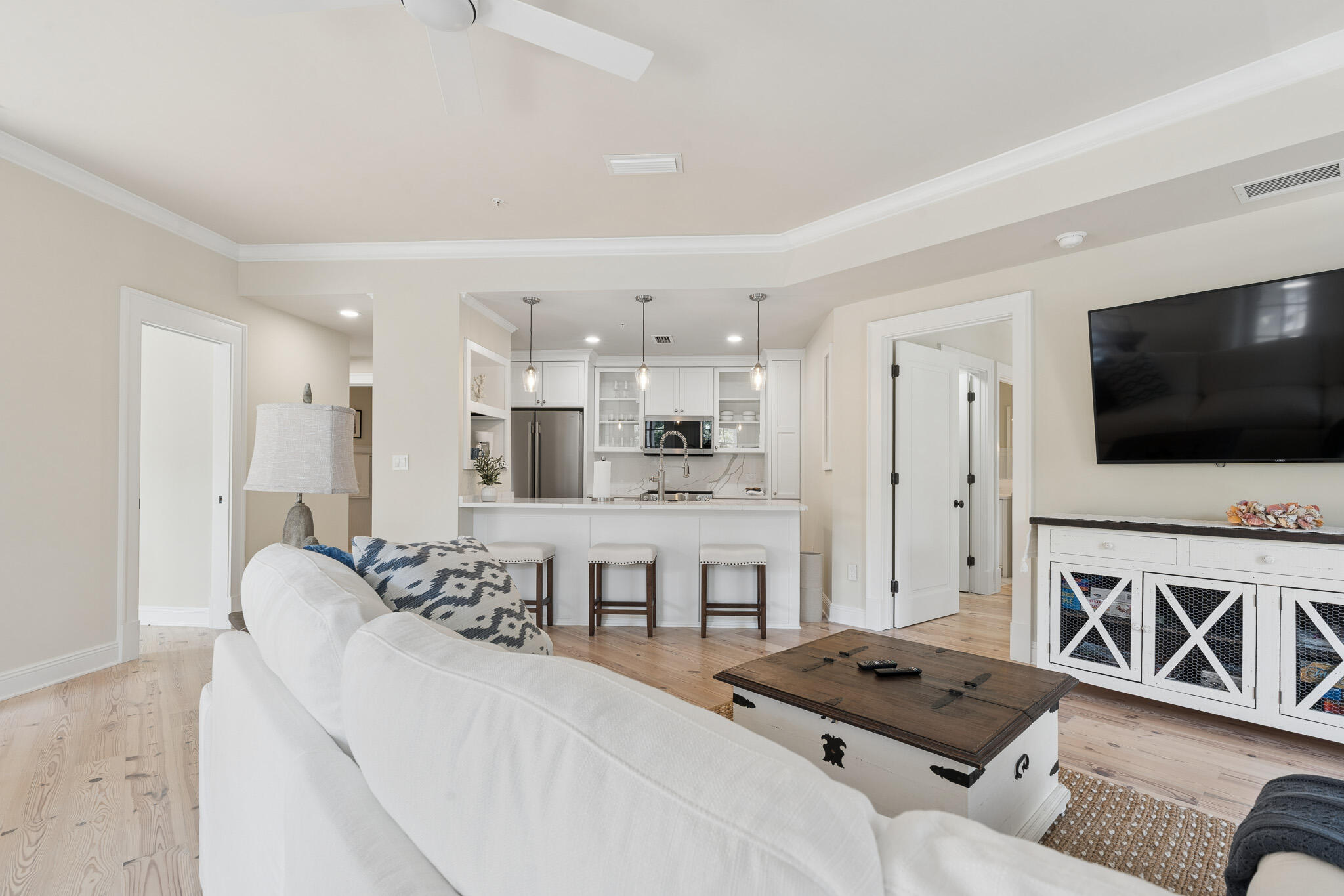 104 N Barrett Square # 2D