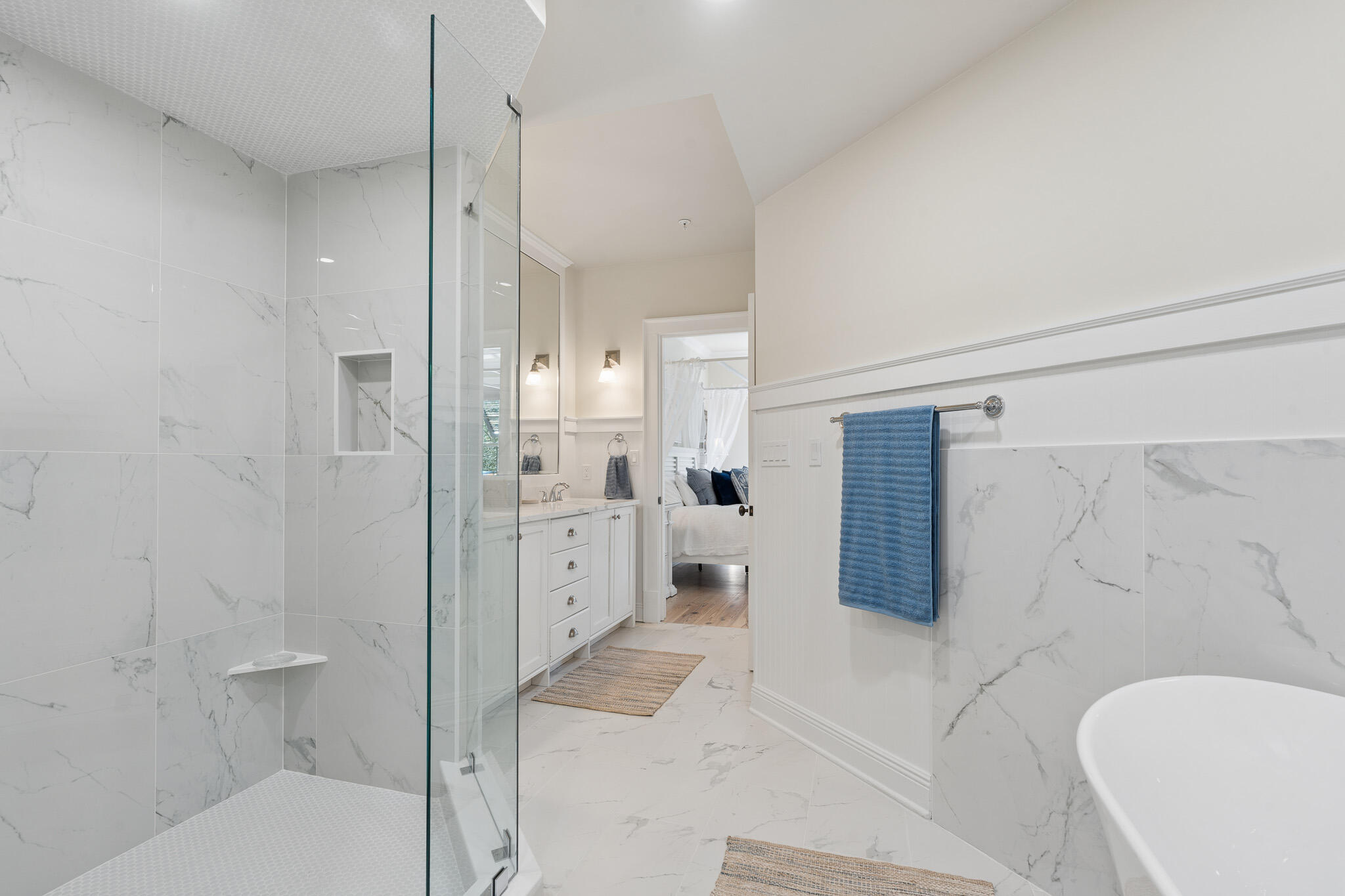 104 N Barrett Square # 2D