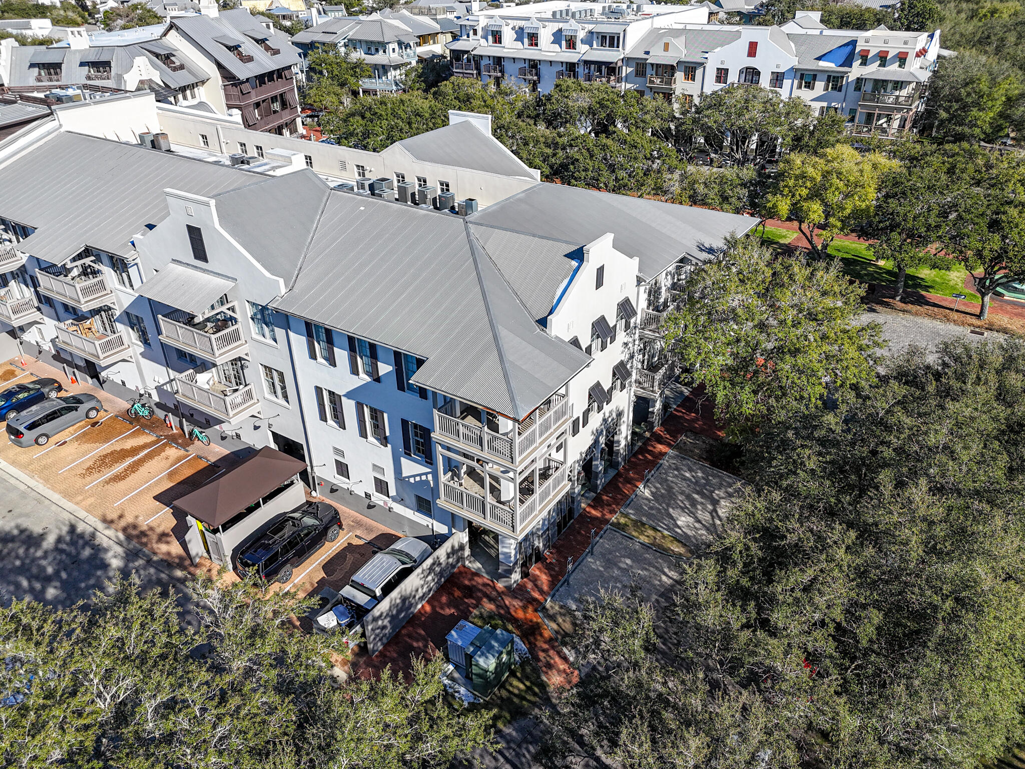 104 N Barrett Square # 2D