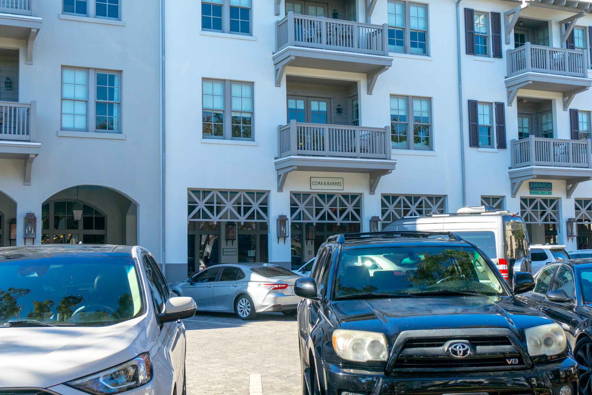 104 N Barrett Square # 2D