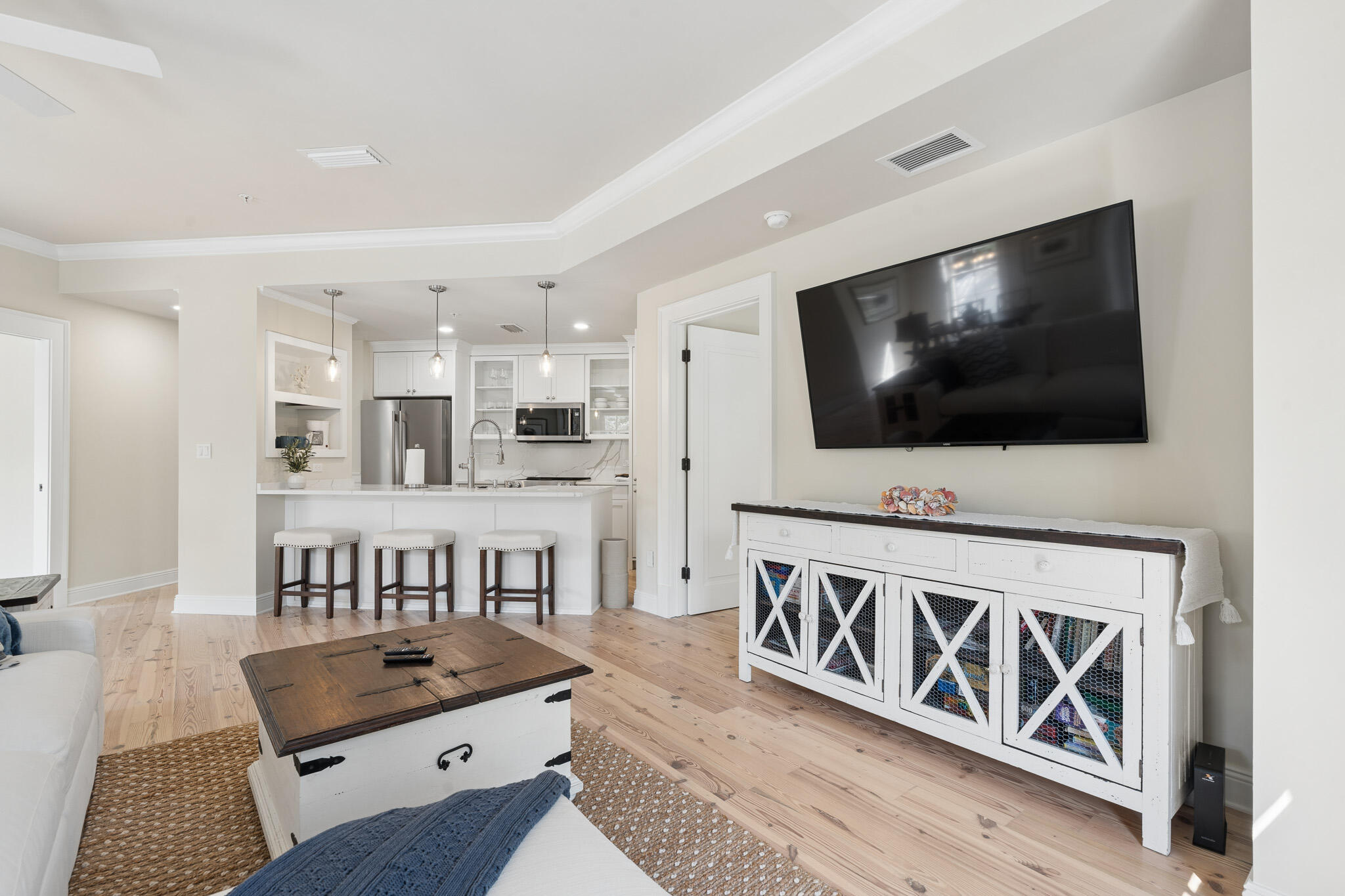 104 N Barrett Square # 2D