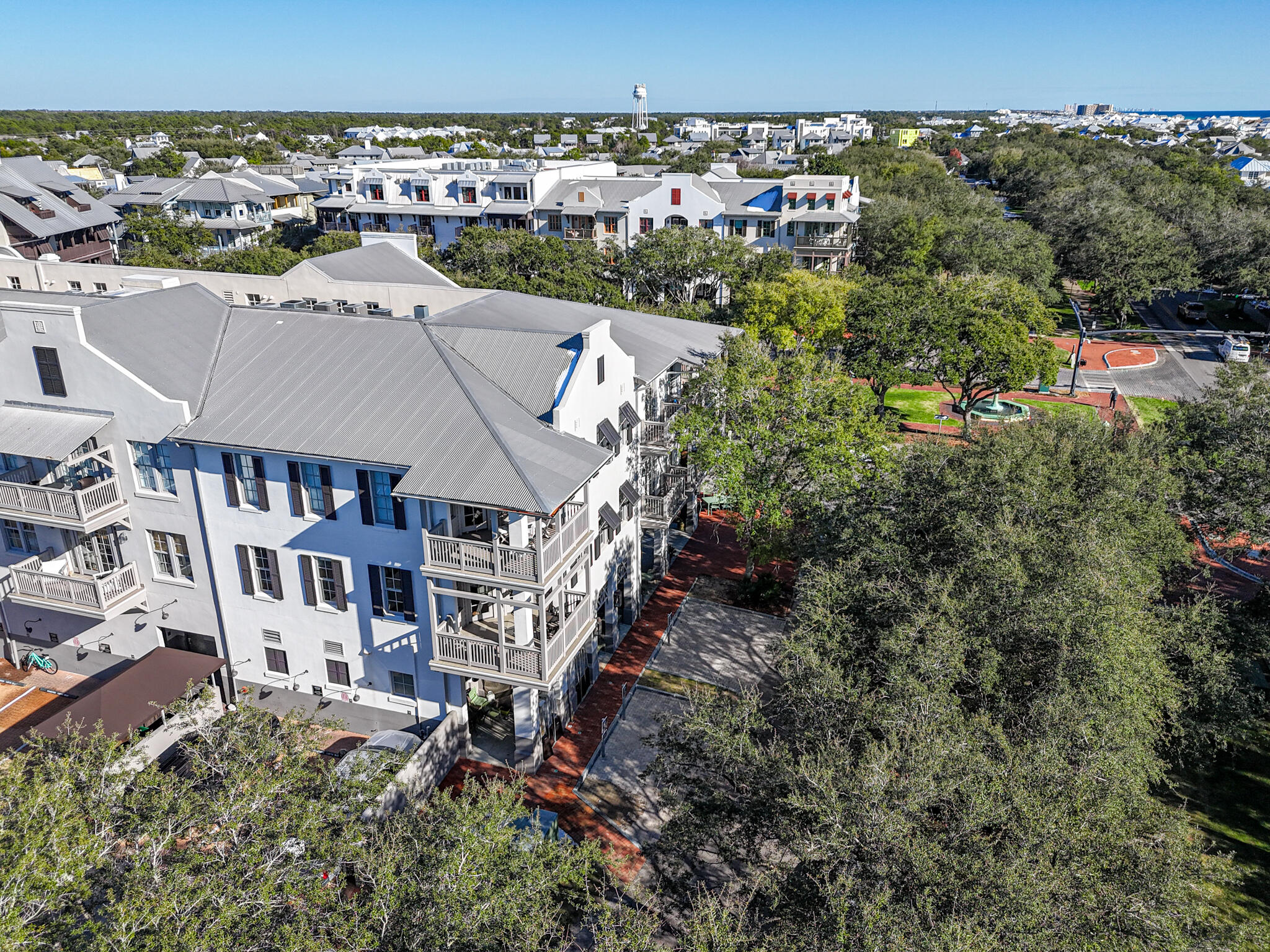 104 N Barrett Square # 2D