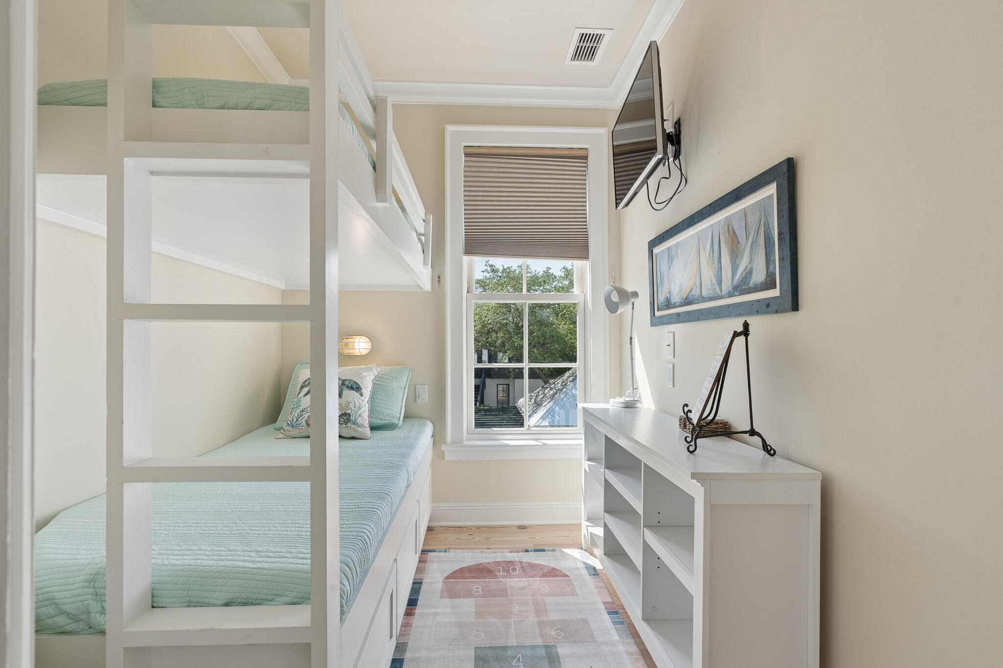 104 N Barrett Square # 2D