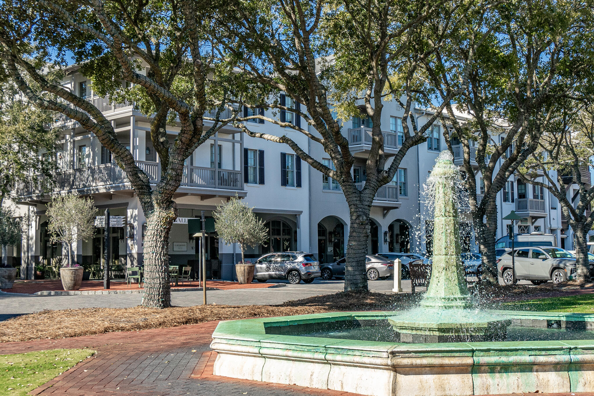 104 N Barrett Square # 2D