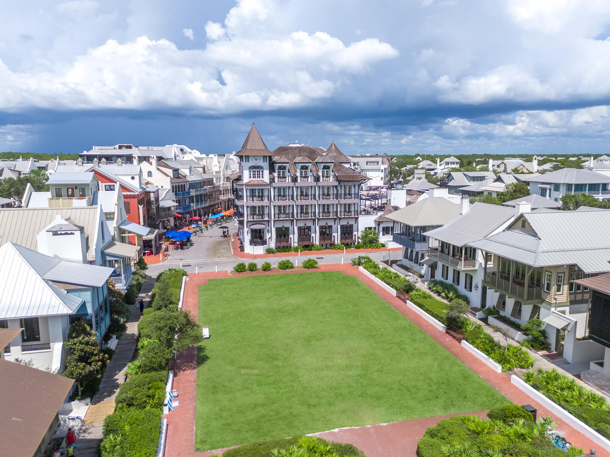 104 N Barrett Square # 3E