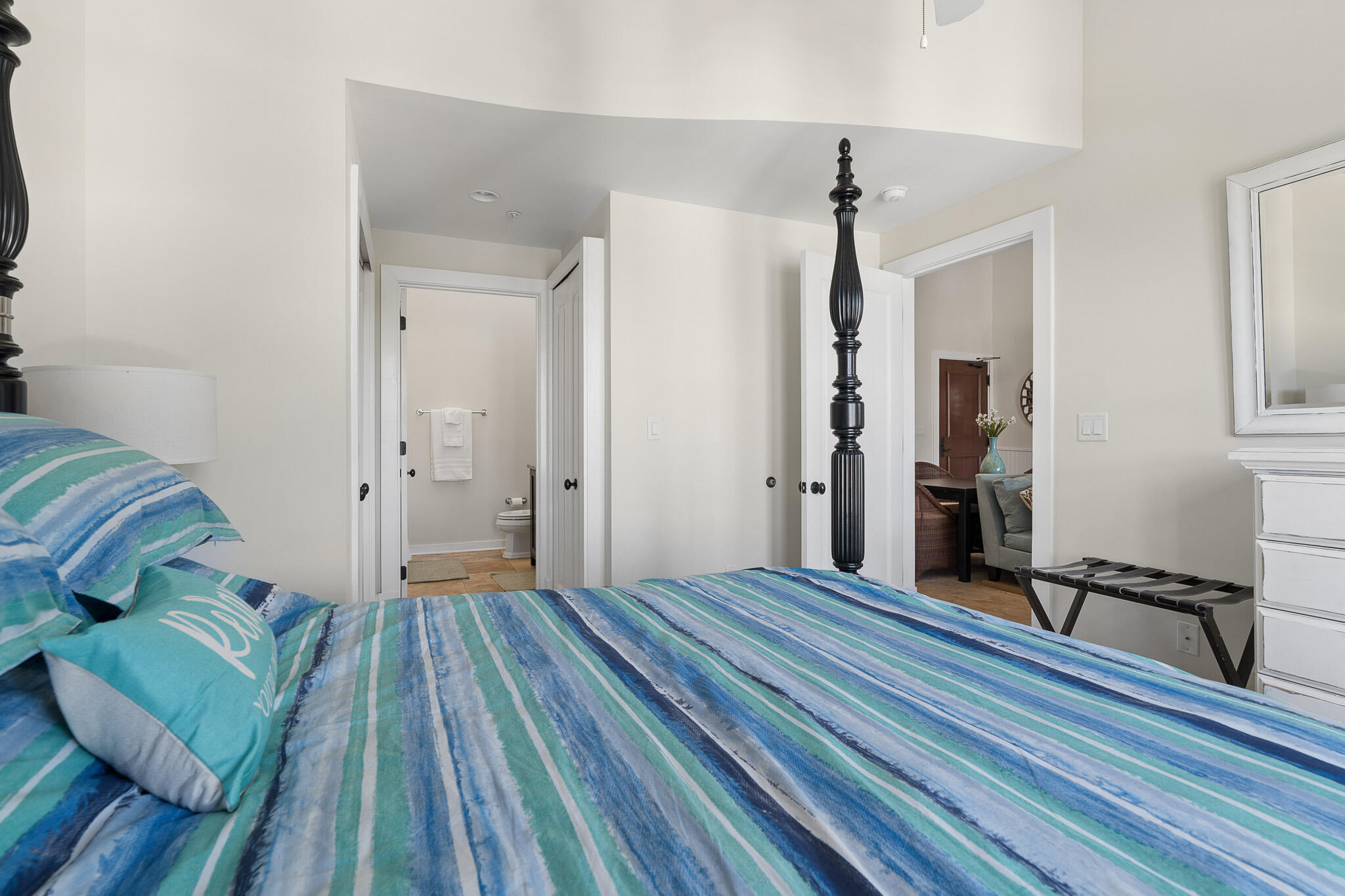 104 N Barrett Square # 3E