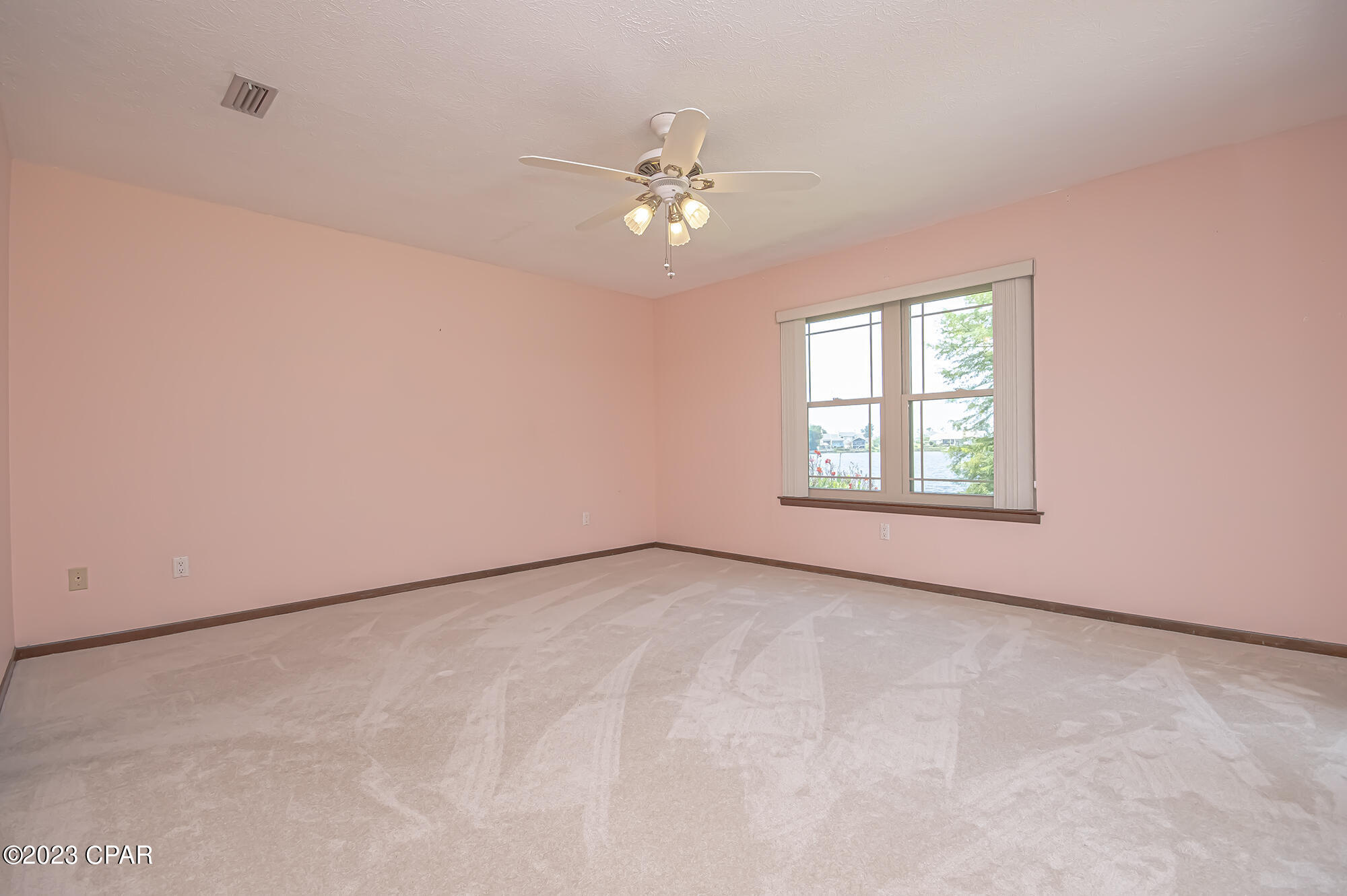 718 W Pierson Drive