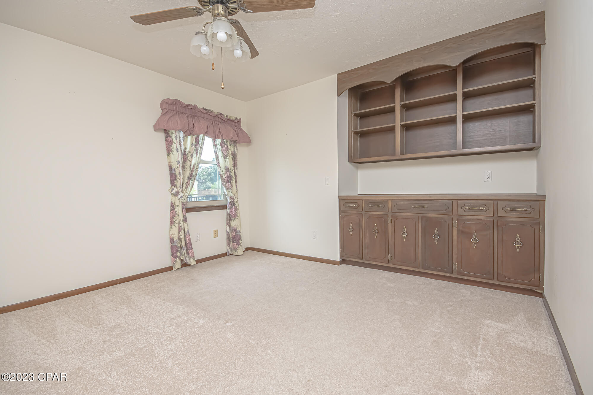 718 W Pierson Drive