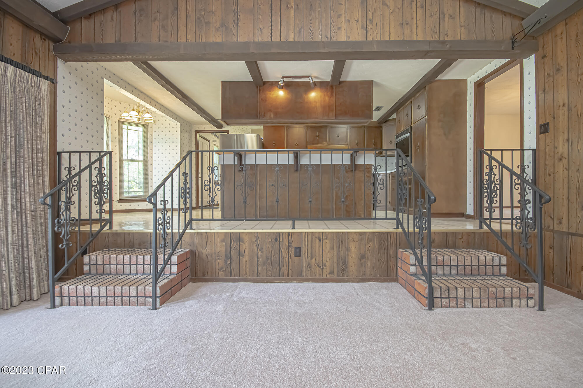718 W Pierson Drive