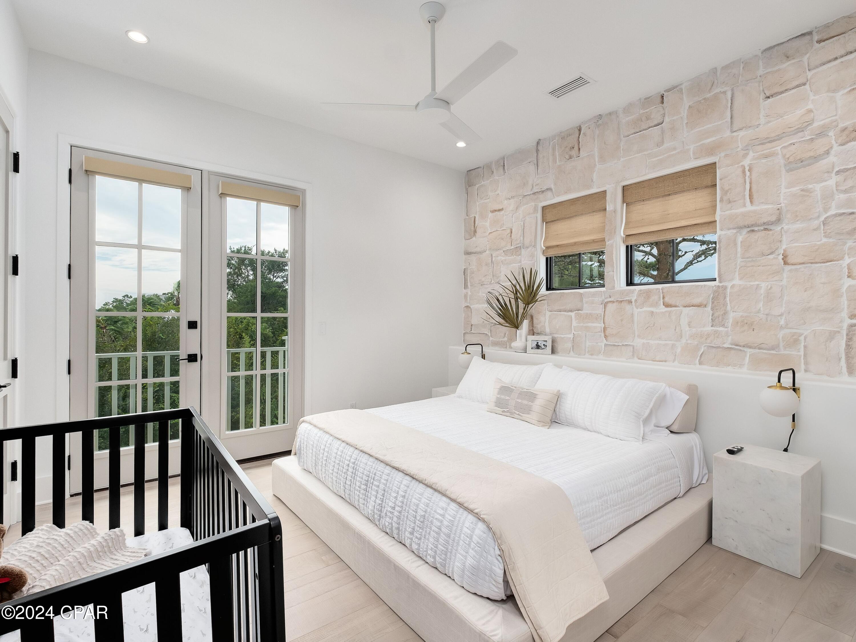 6 W Grande Pointe