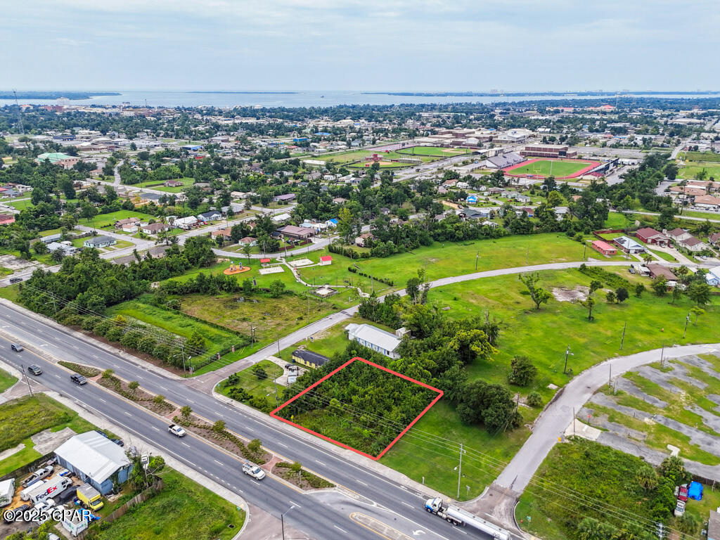 1411 N Cove Boulevard