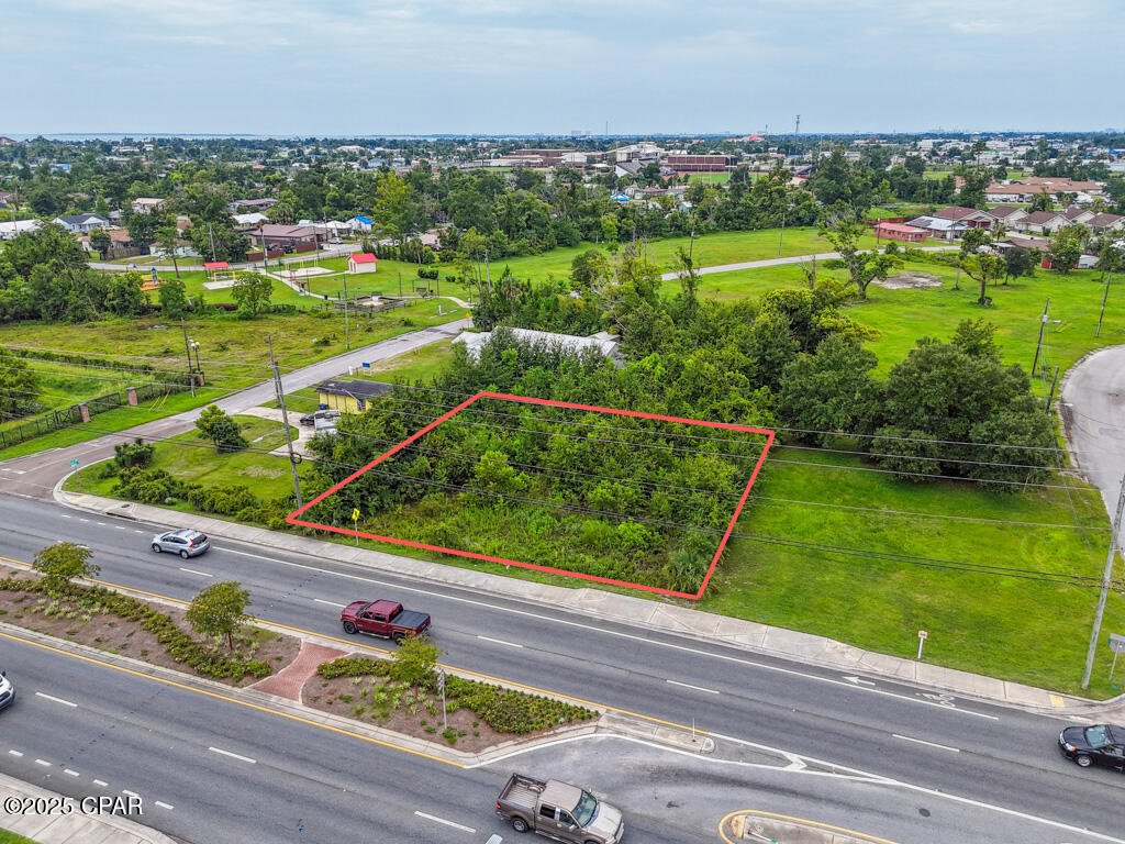 1411 N Cove Boulevard