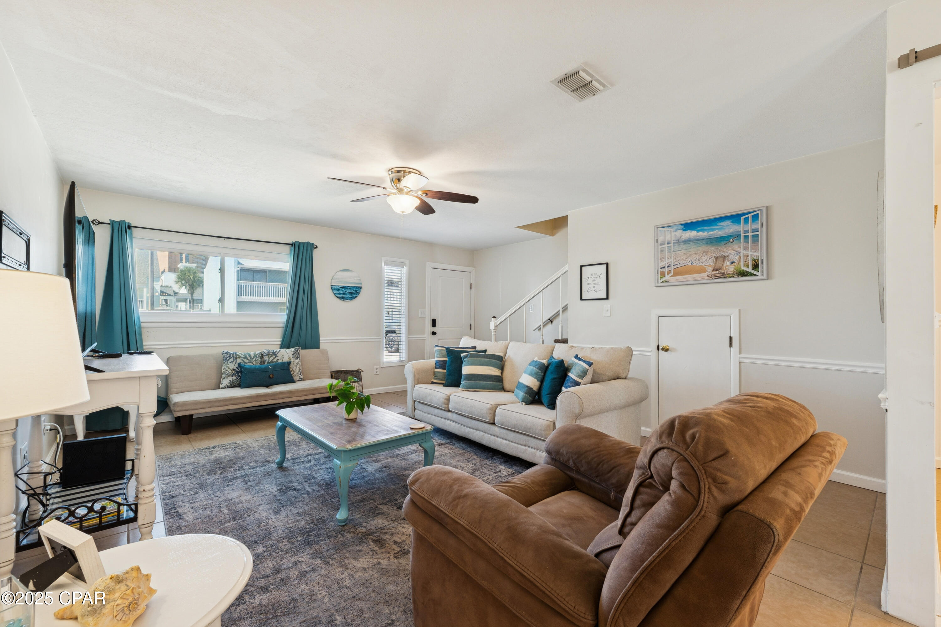 17642 Front Beach, C1