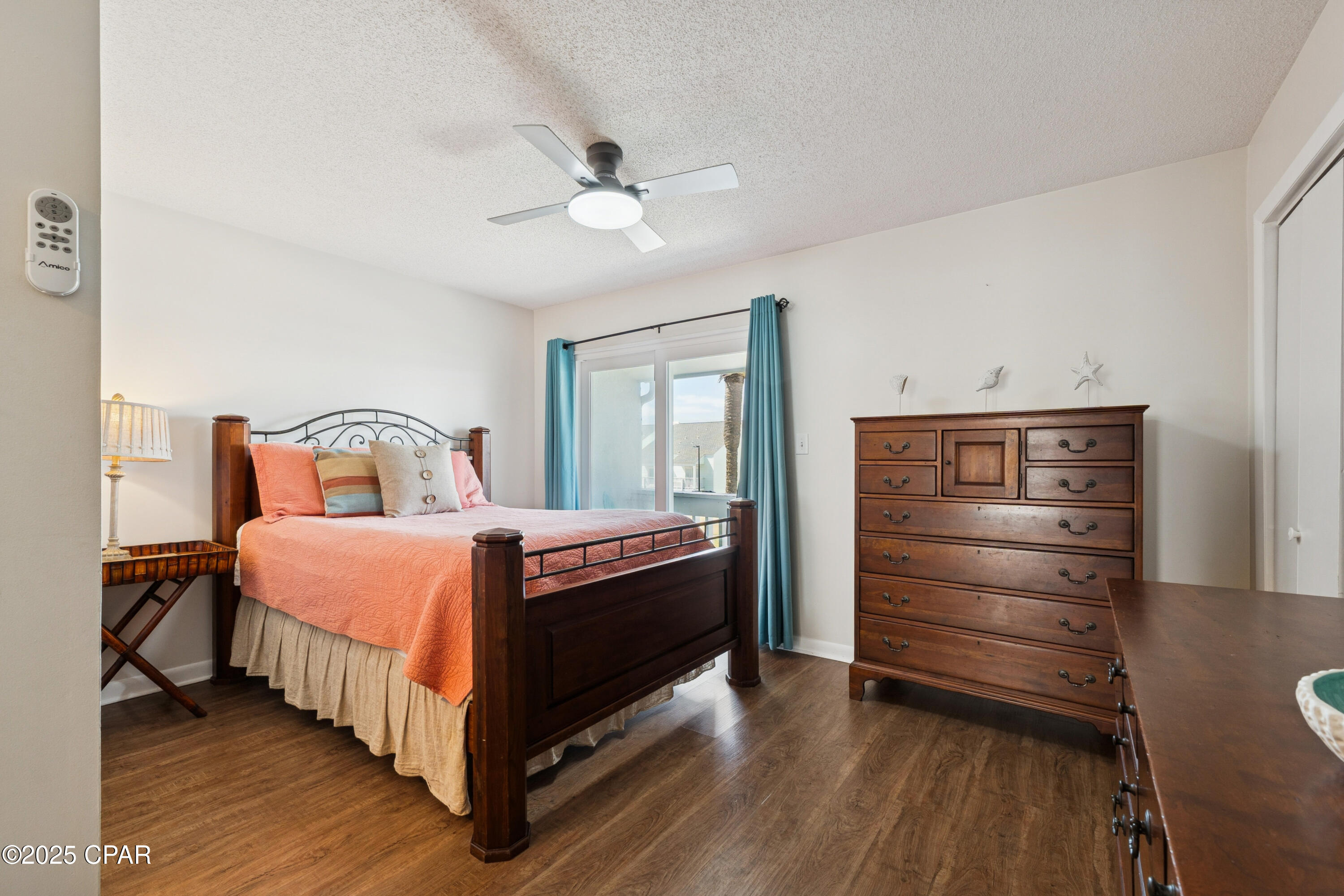 17642 Front Beach, C1