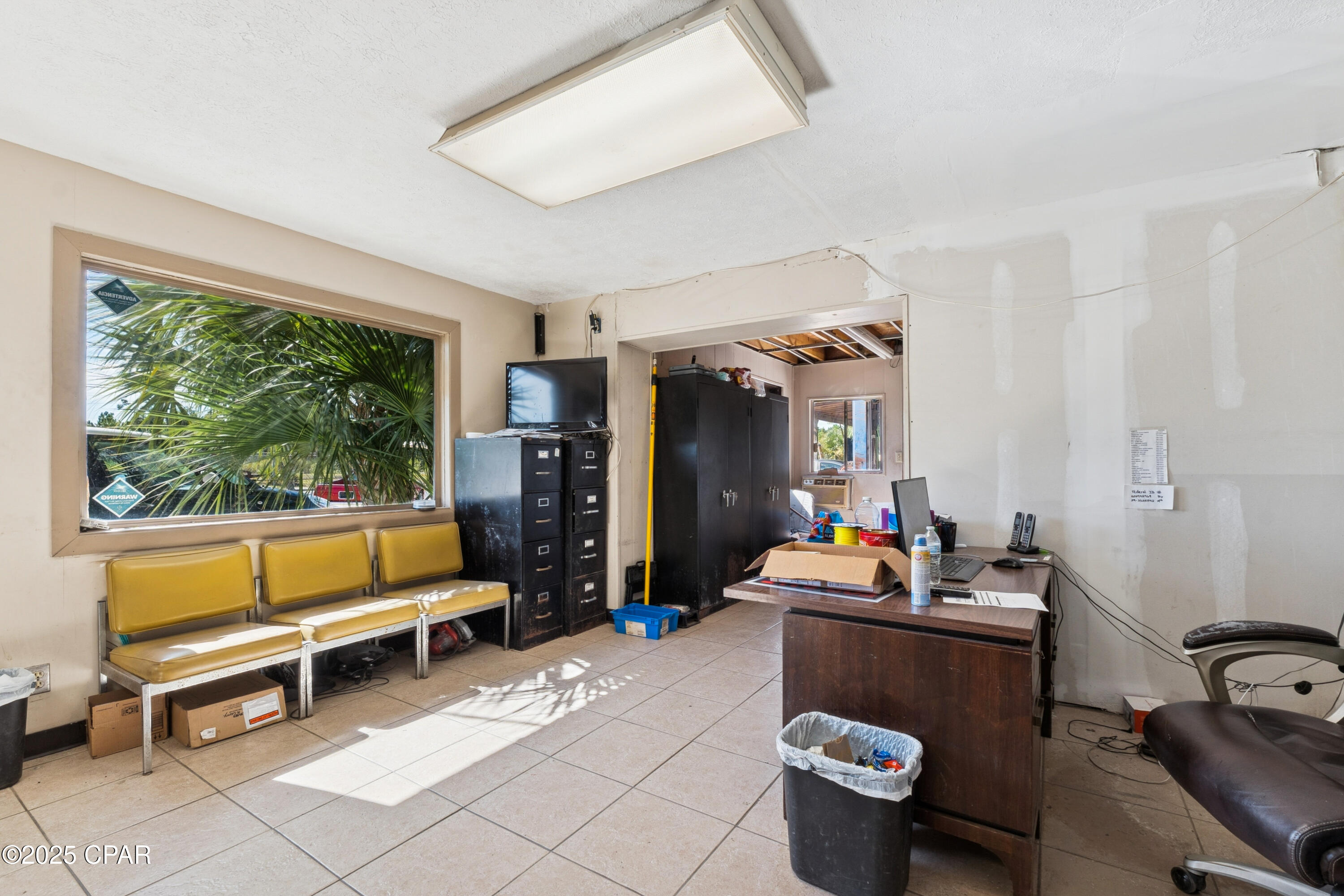 1220 W 19th Street