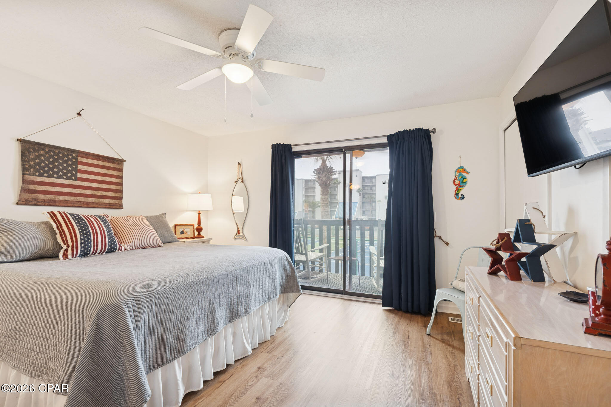 6215 Thomas Drive 123