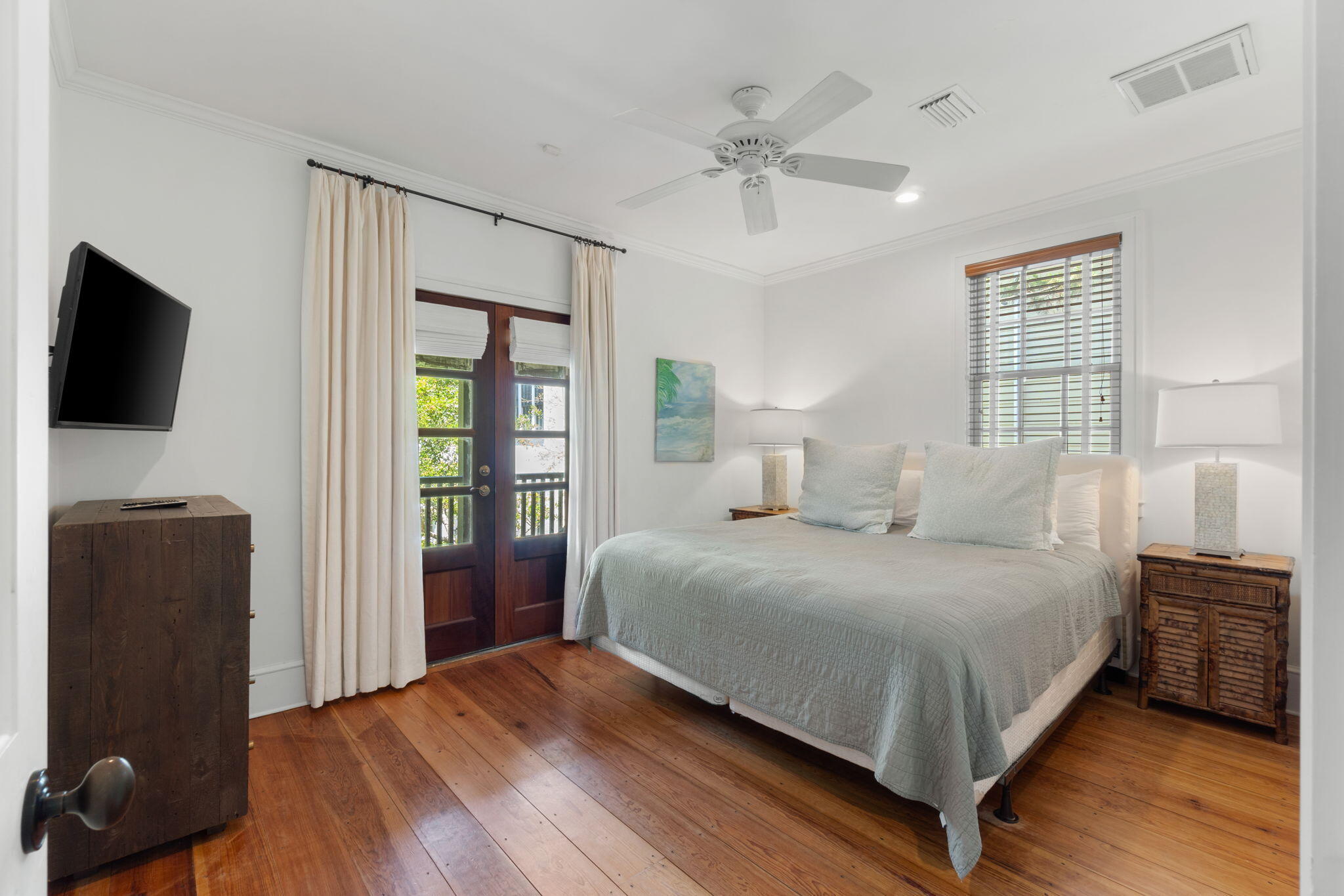 16 S Green Turtle Lane