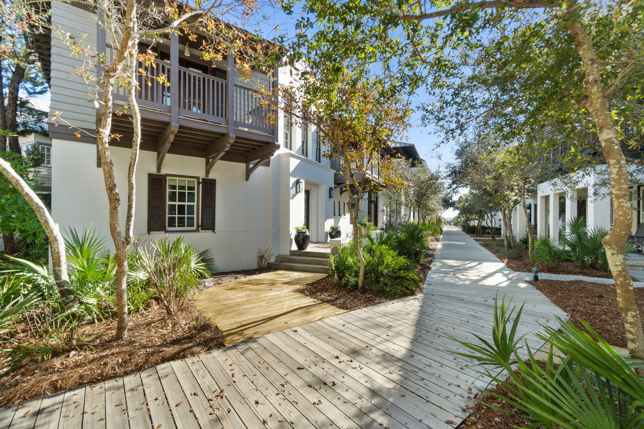 16 S Green Turtle Lane