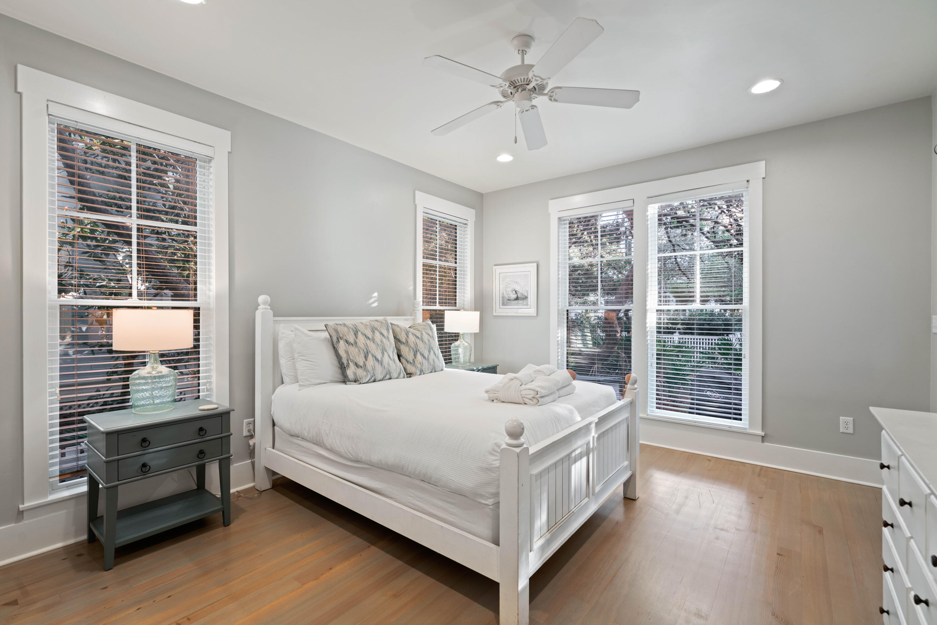 136 Silver Laurel Way