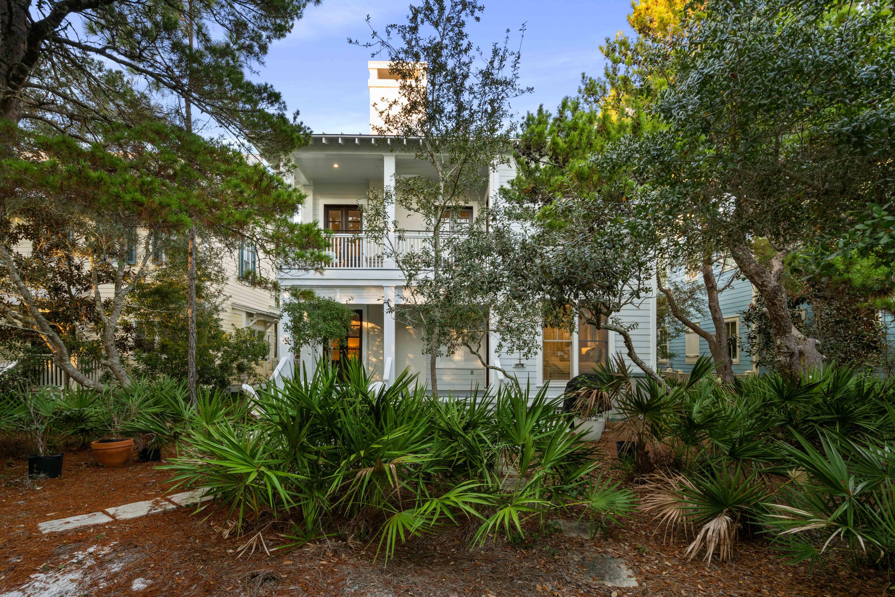 136 Silver Laurel Way