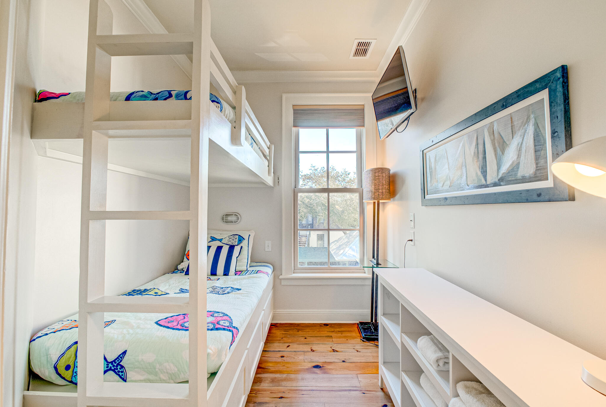 104 N Barrett Square, # 2D