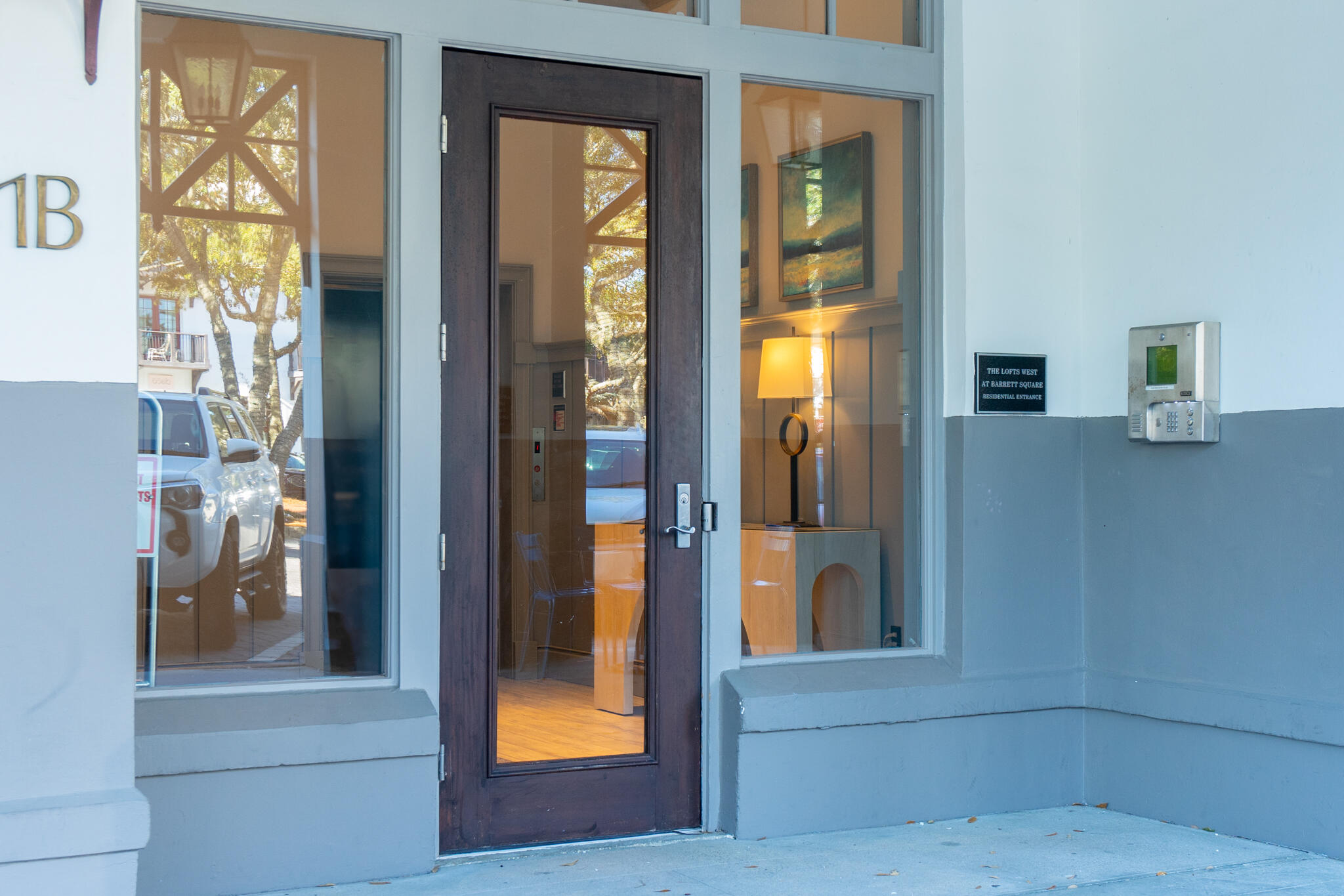 104 N Barrett Square, # 2D