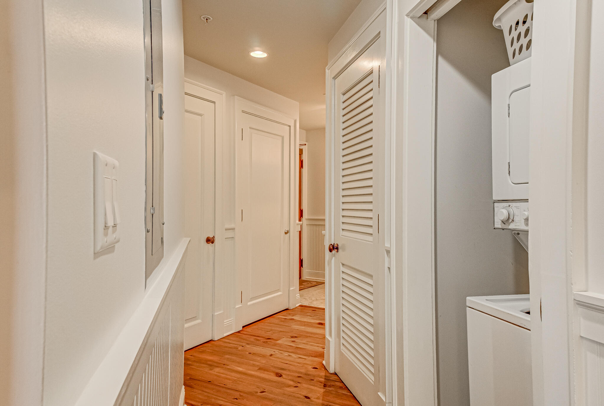 104 N Barrett Square, # 2D