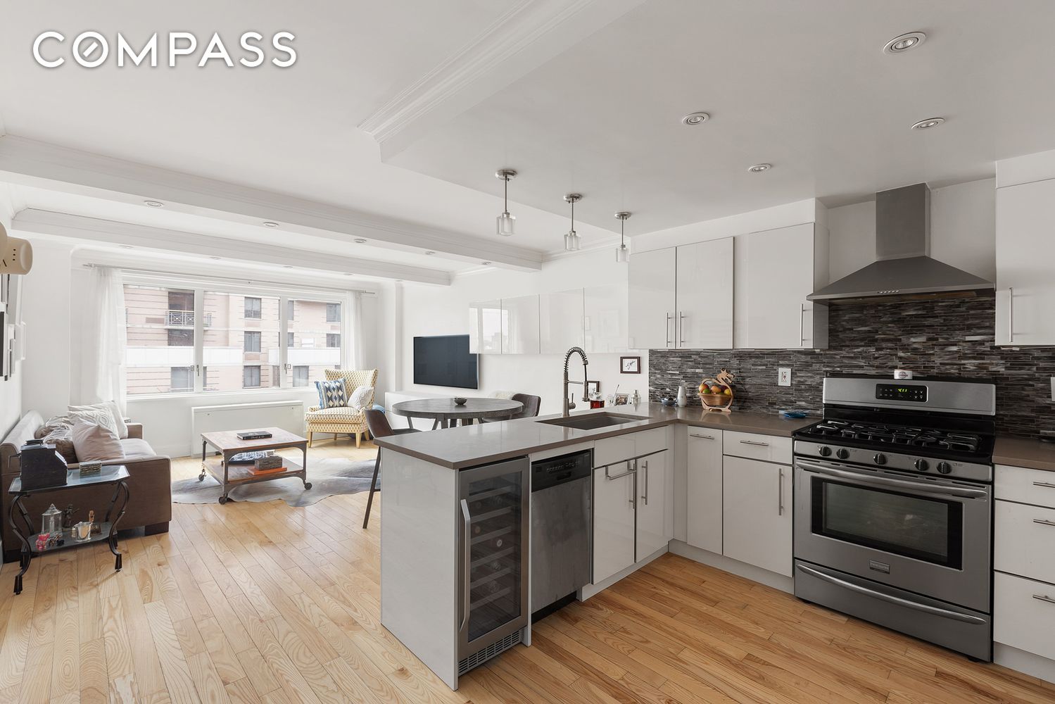 201 E 25th Street 7F