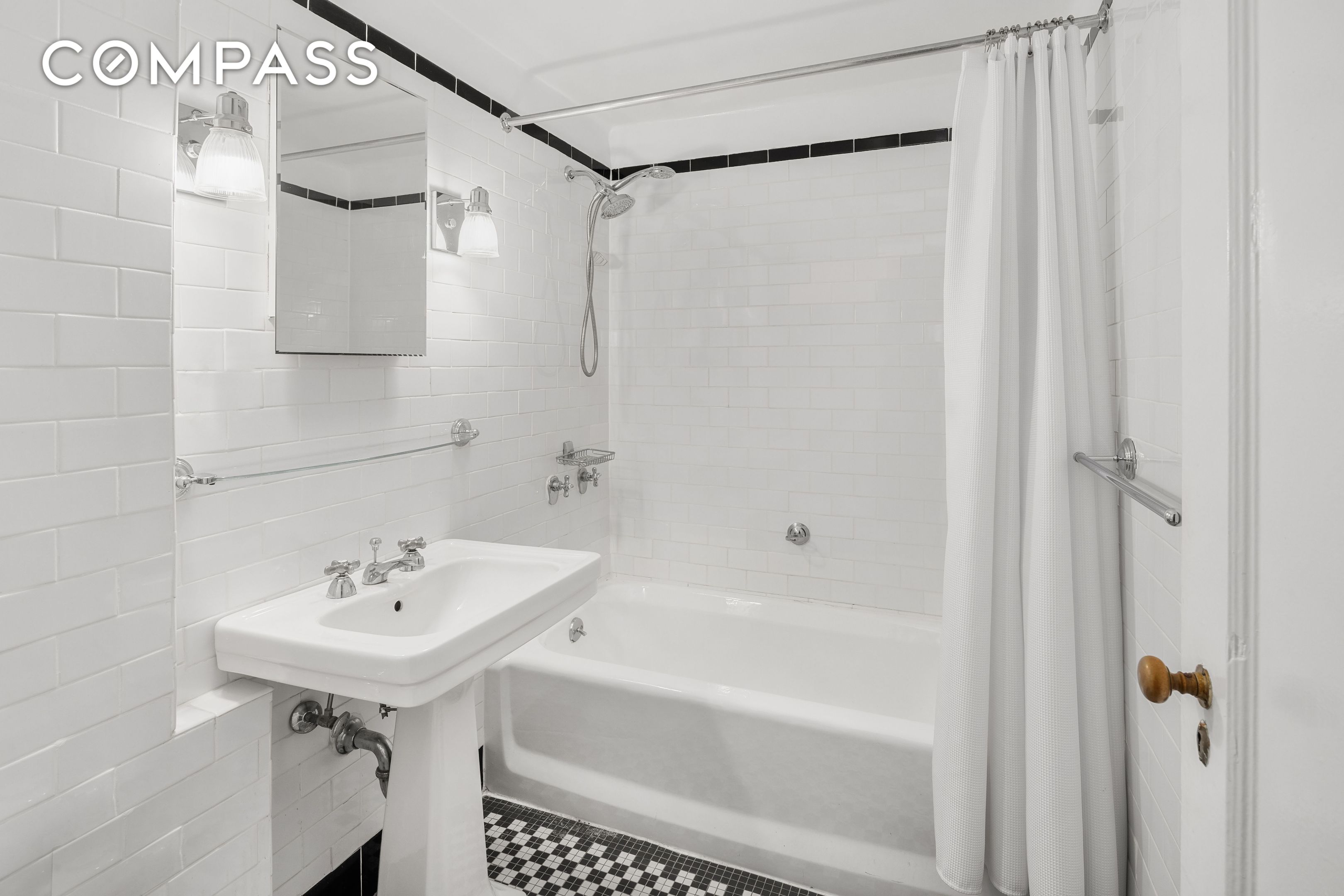 405 W 23rd Street 9I