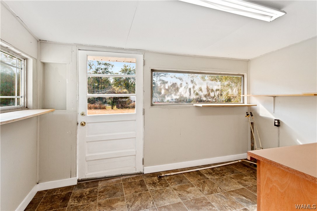 5203 Candlewood Dr