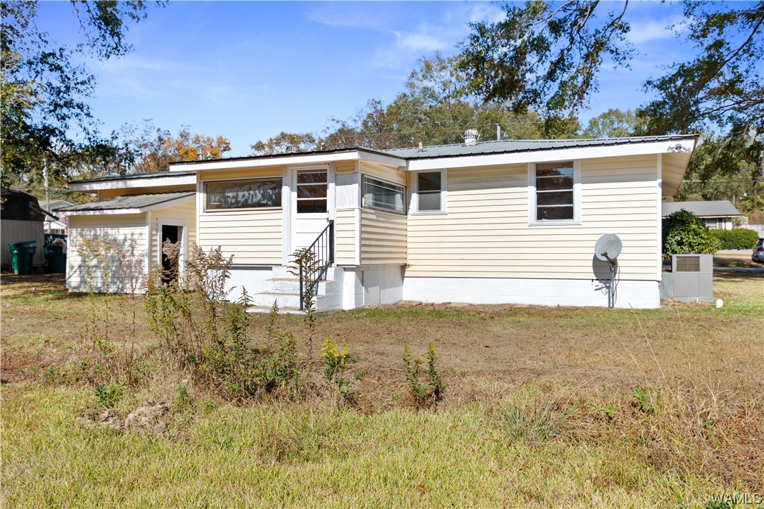 5203 Candlewood Dr