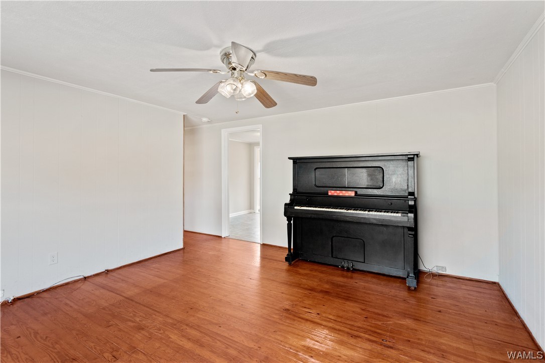 5203 Candlewood Dr