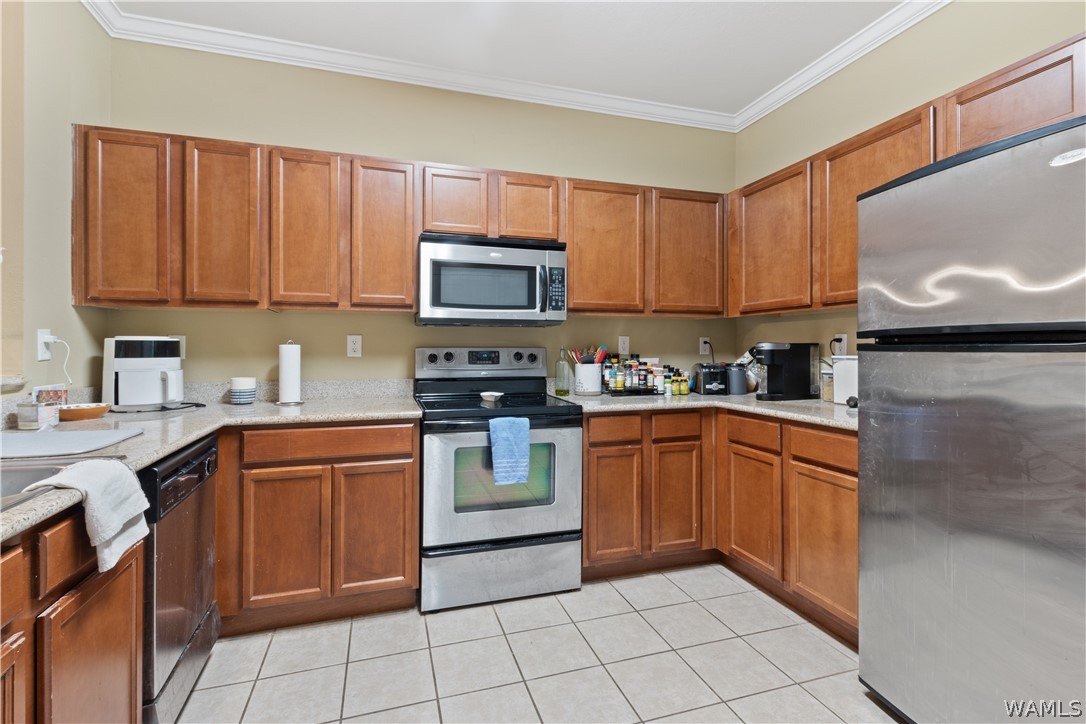 3218 Veterans Memorial Parkway Unit: 713