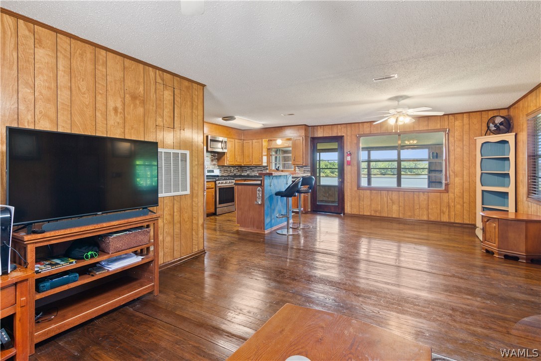 2418 Oak Village Road