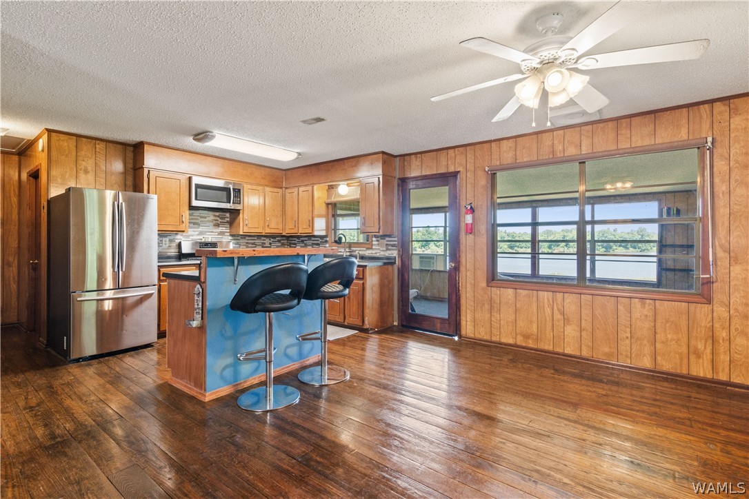 2418 Oak Village Road