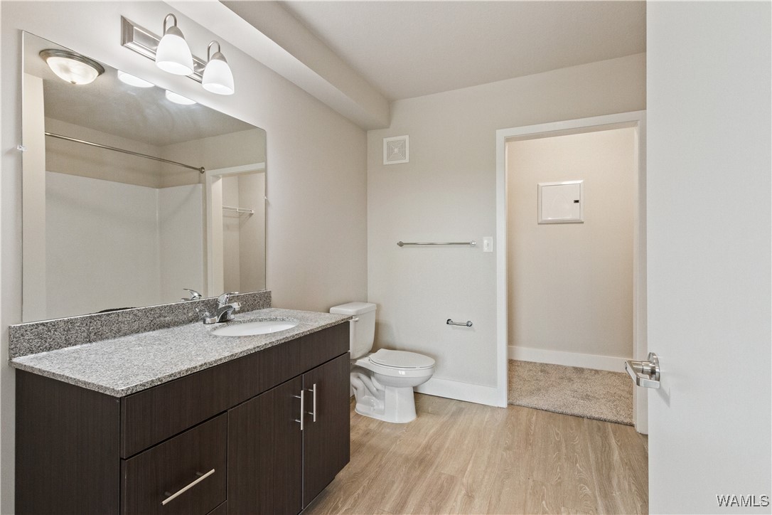 680 6th avenue NE Unit: 5404