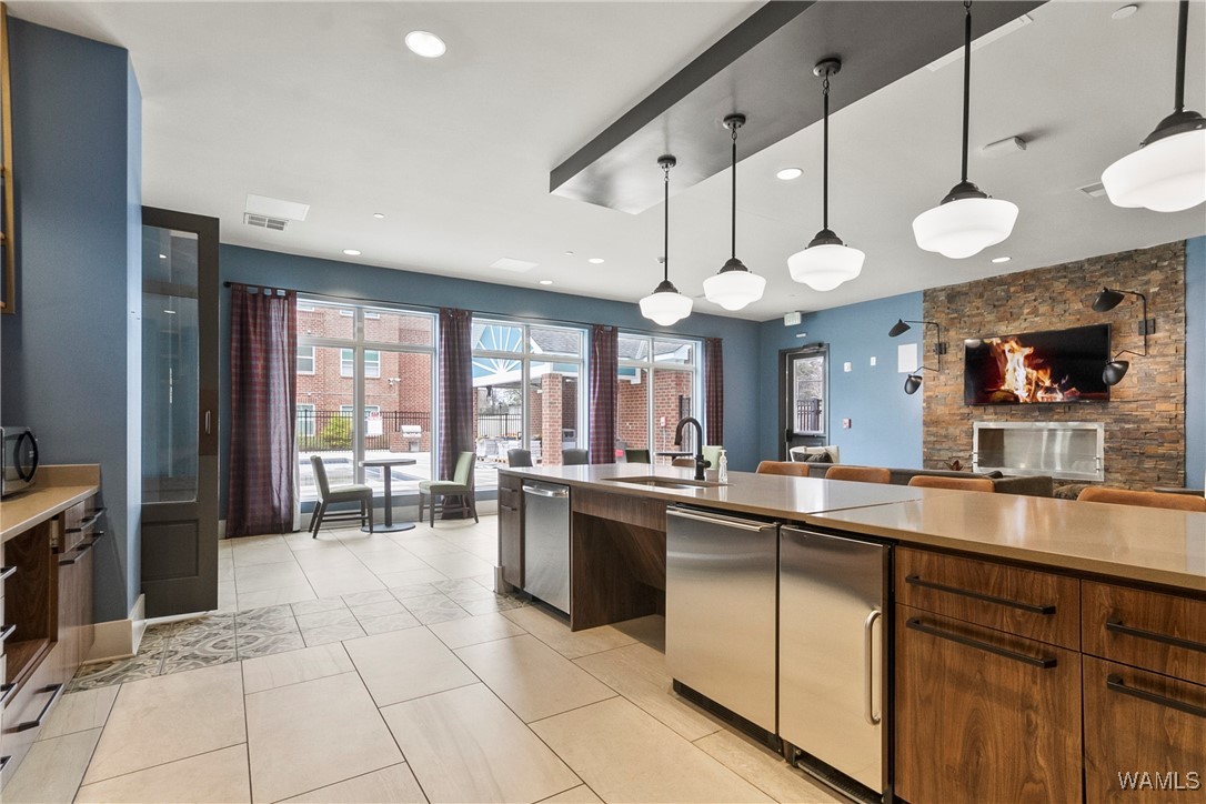 680 6th avenue NE Unit: 5404