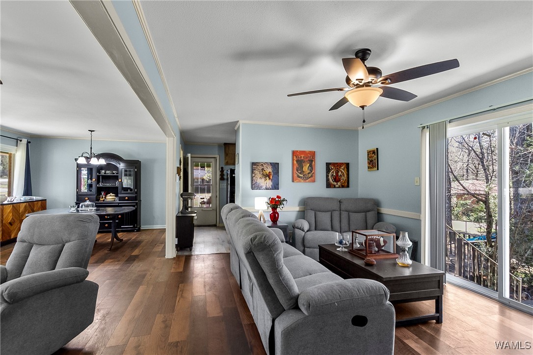 4416 Hillswood Lane