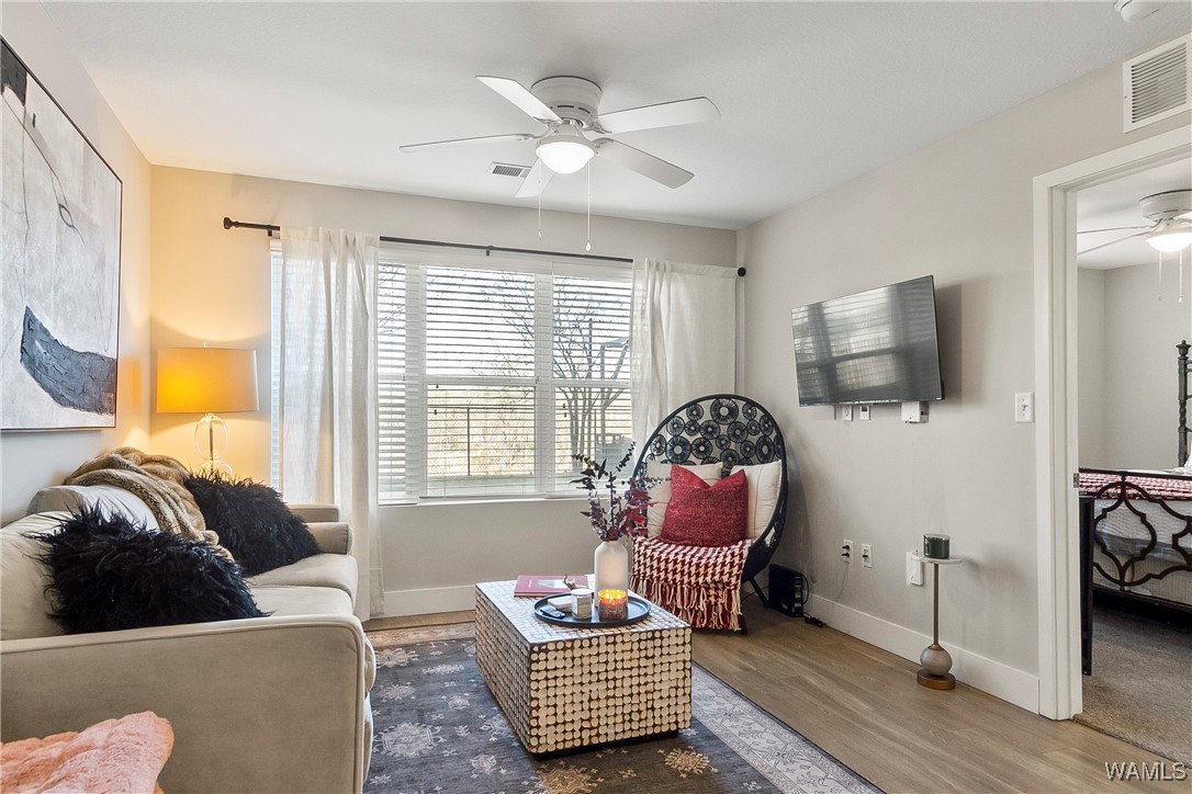 608 6th Ave N Unit: 5105