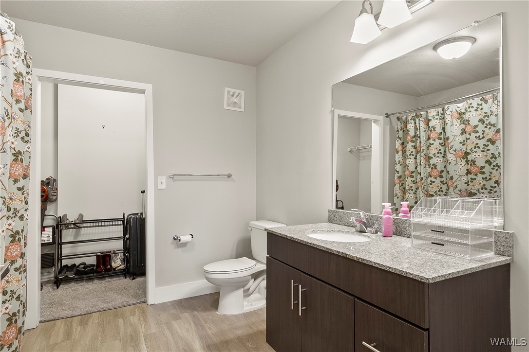 608 6th Ave N Unit: 5105