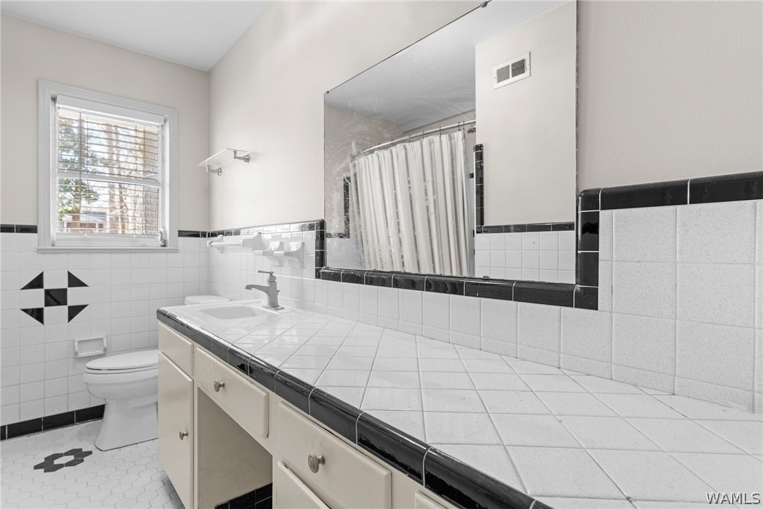 5114 Pinedale Drive