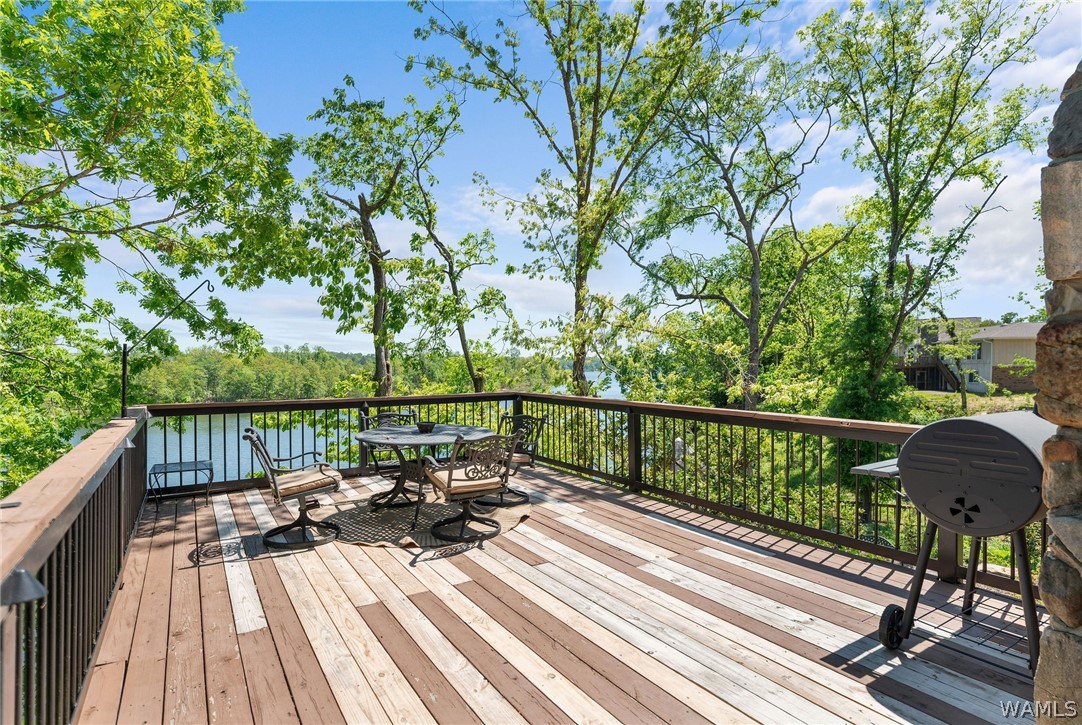 11999 Grandview Drive