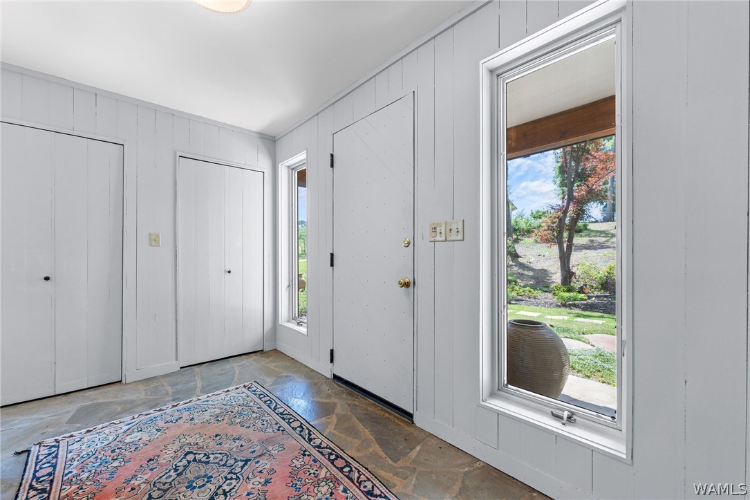 11999 Grandview Drive