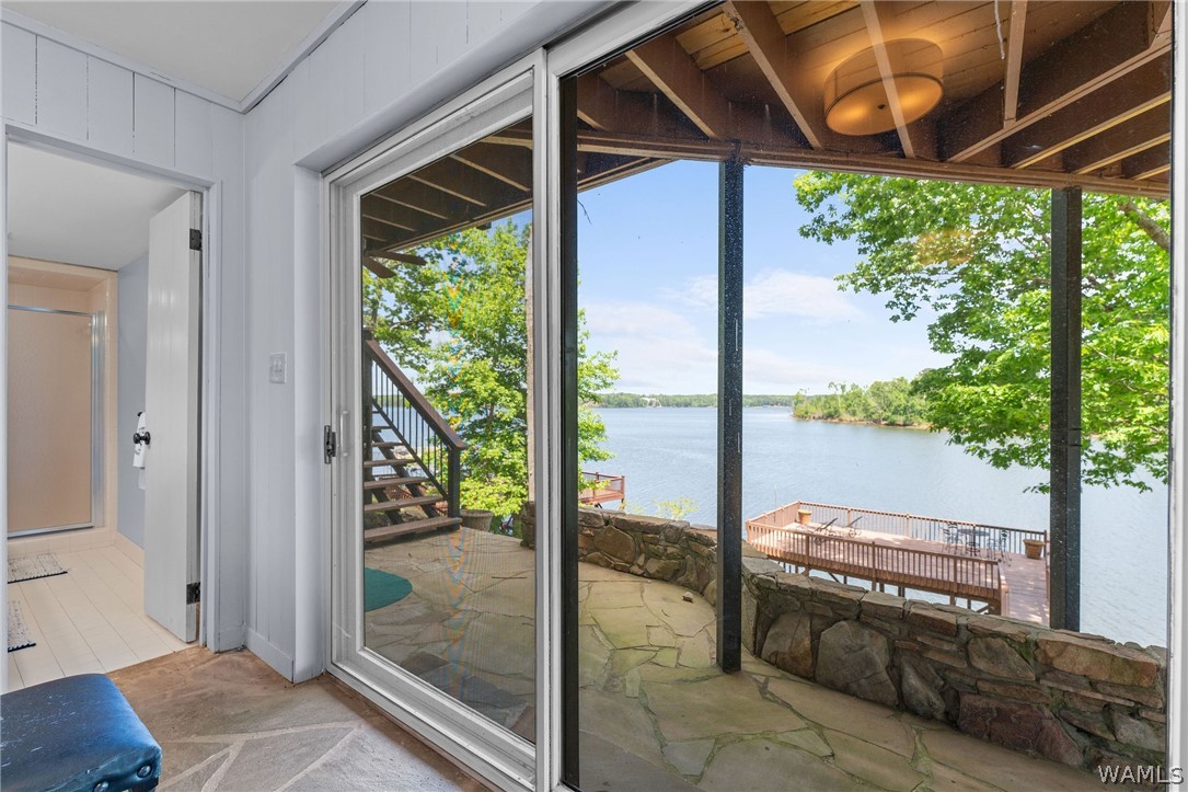 11999 Grandview Drive