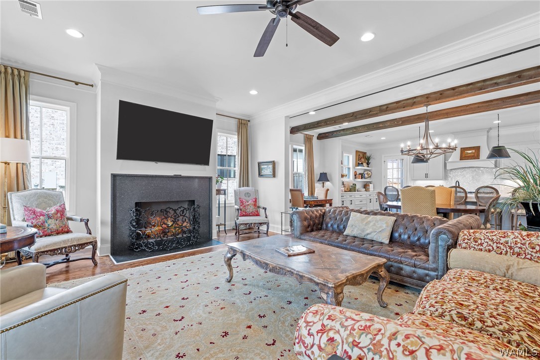 6073 Rosemeade Street